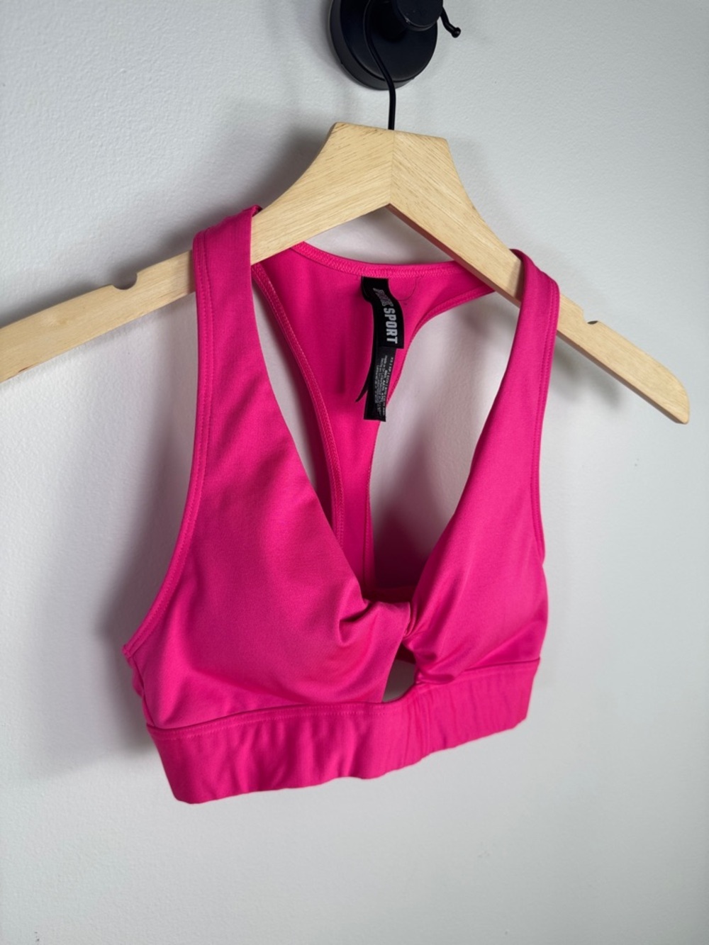 PINK Victoria's Secret Hot Pink Knot Front Cutout Sports Bra XS - Picture 2 of 6